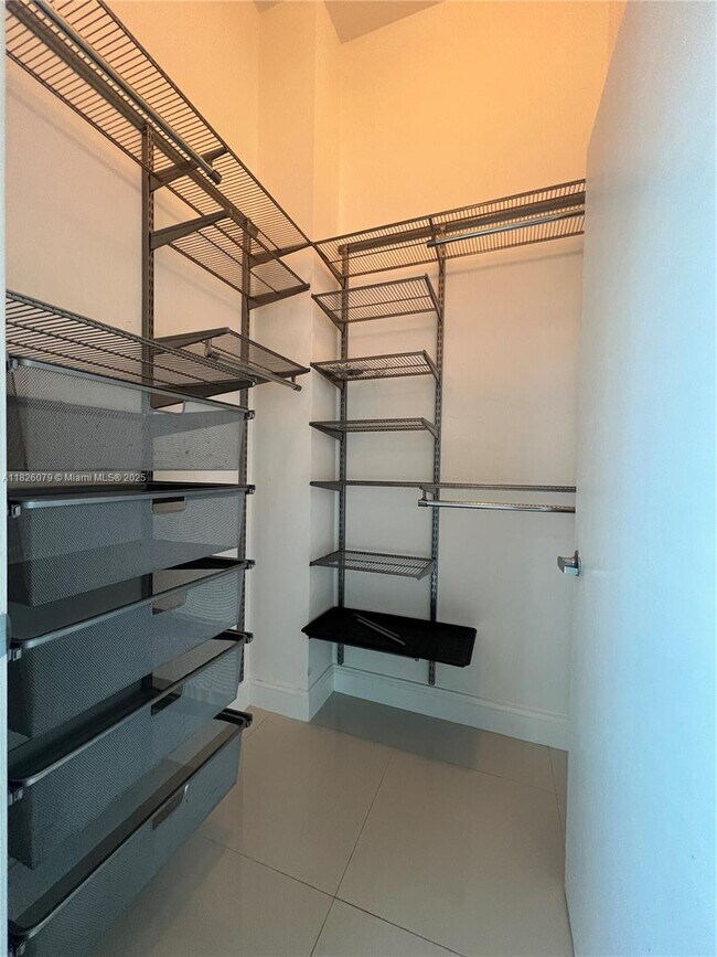 Building Photo - 9066 SW 73rd Ct