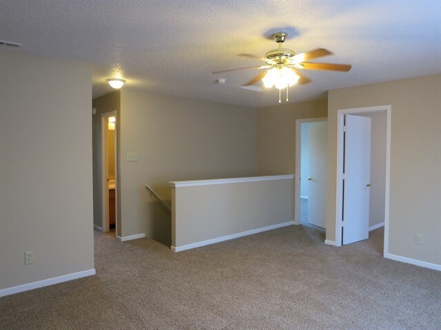Building Photo - 2898 Hearthside Dr