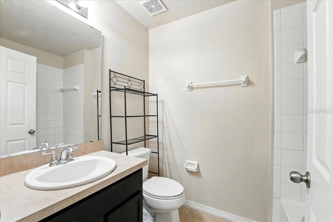 Building Photo - 8959 Hildreth Ave