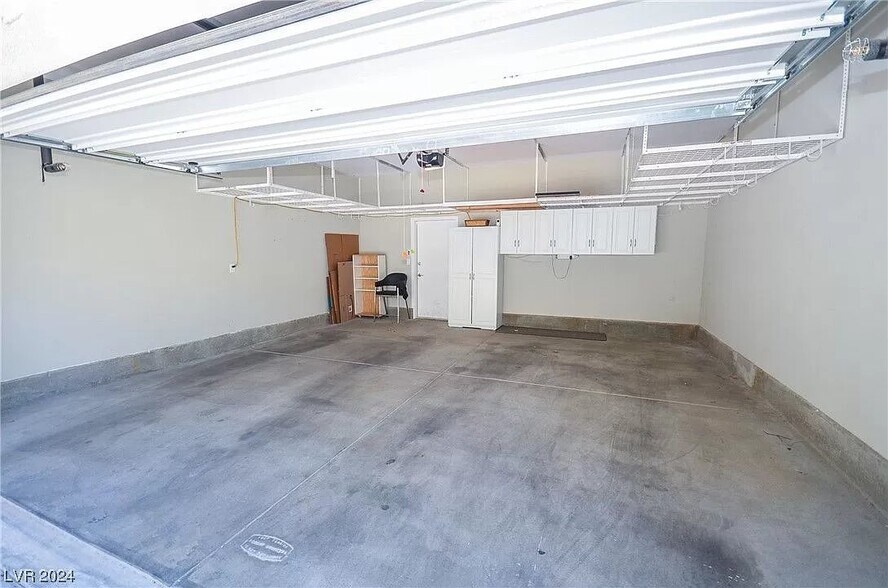 Building Photo - 11236 Rainbow Peak Ave