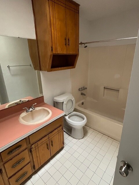 Building Photo - 1402 Ashley Dr