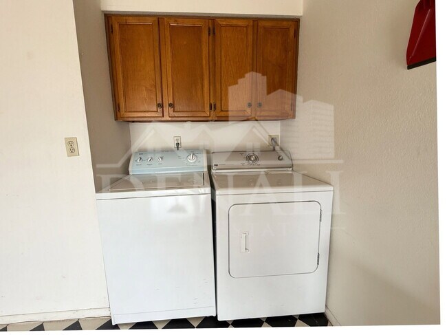 Building Photo - 1612 Leisure World