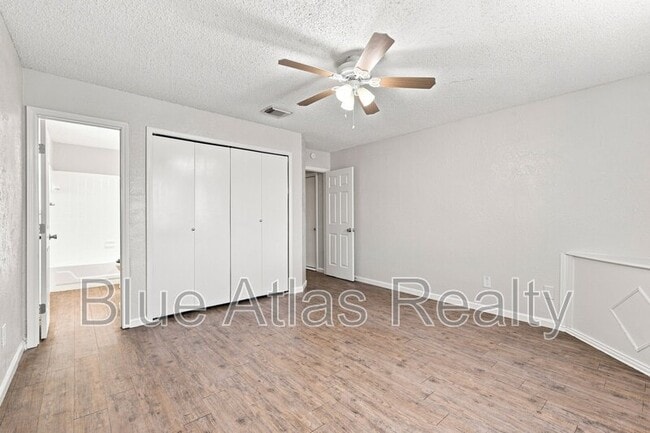Building Photo - 10324 Whitingham Dr