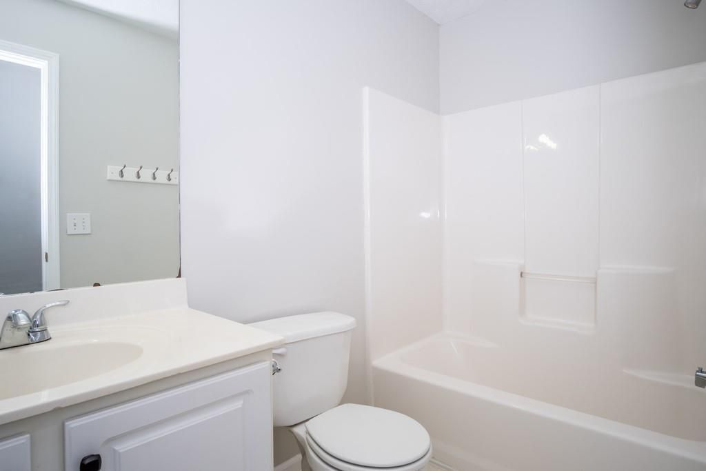 Building Photo - 1078 River Plantation Dr
