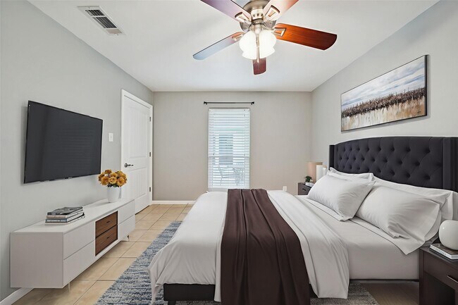 Building Photo - 3908 Colorado Ave