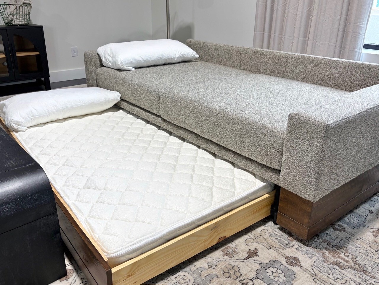 Building Photo - 804 N Moravian St