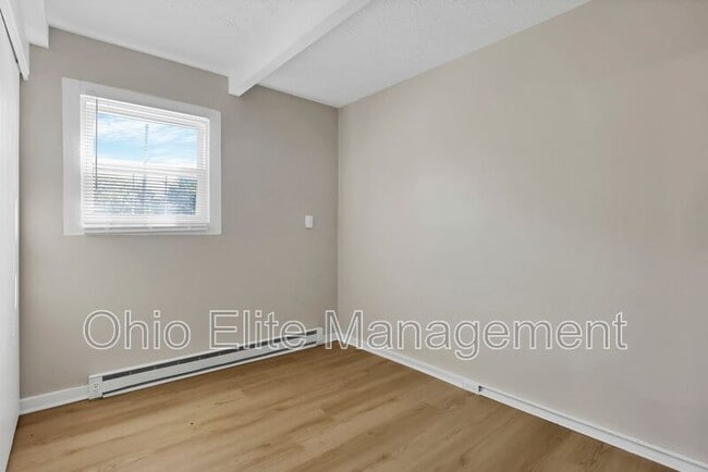 Building Photo - 3086 Grasmere Ave