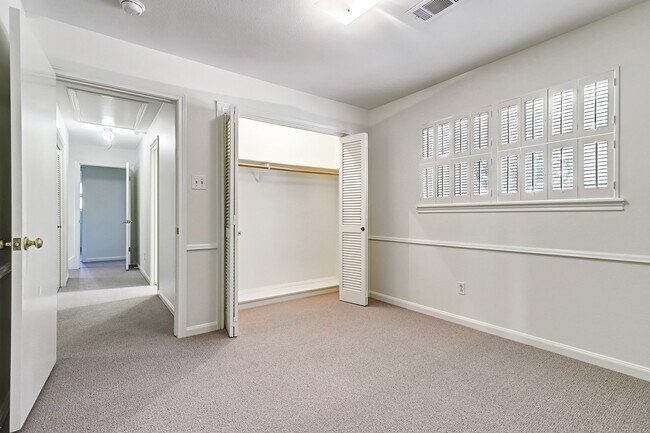 Building Photo - 12526 Boheme Dr