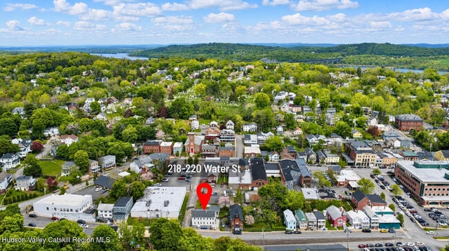 Building Photo - 218 Water St