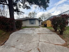 Building Photo - 3105 Oak Rock