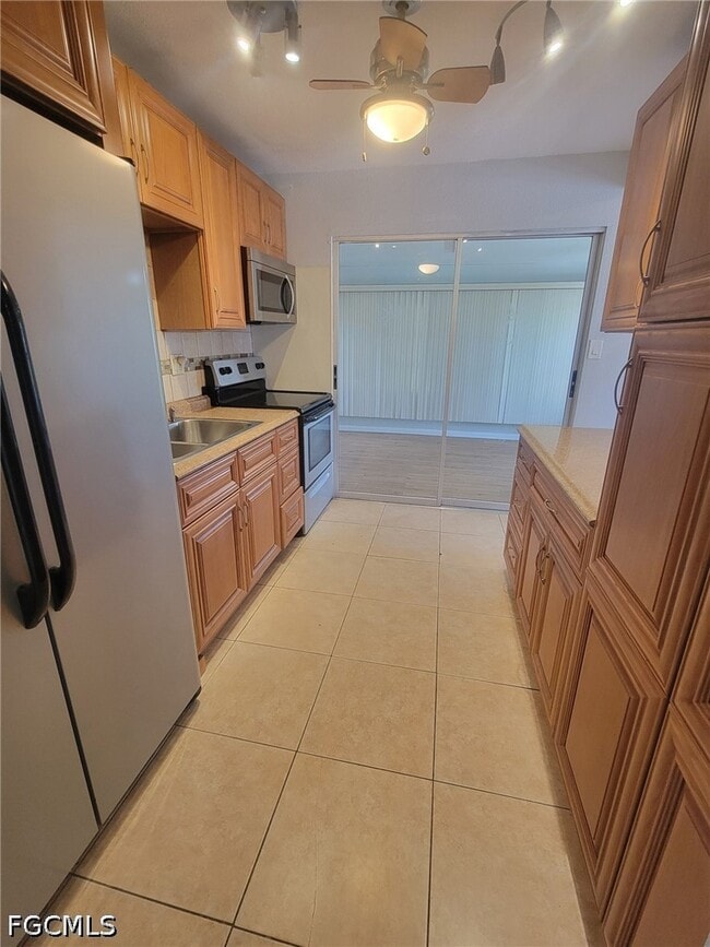 Building Photo - 47 Tangelo Ct