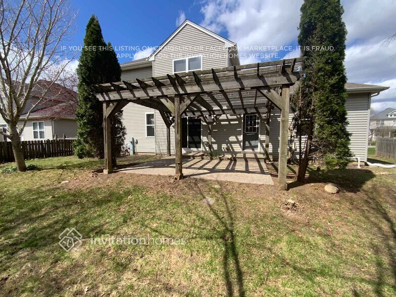 Building Photo - 305 Kensington Dr