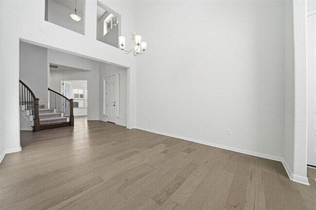 Building Photo - 478 Eclipse Dr