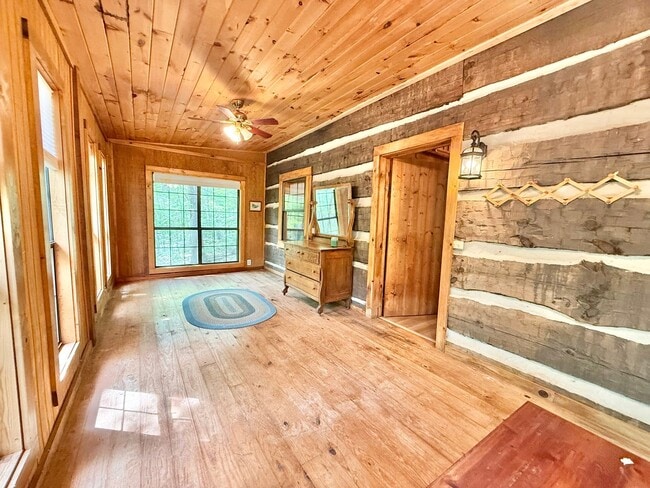 Building Photo - 6233 Steffner Cir