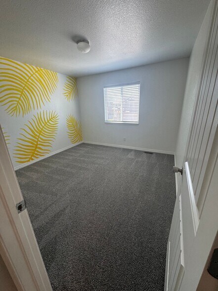 Building Photo - 7836 Braxton Dr