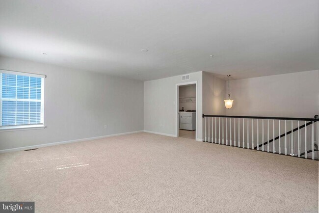Building Photo - 5713 Haller Pl