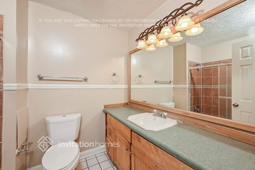 Building Photo - 247 Sandra Dr NW