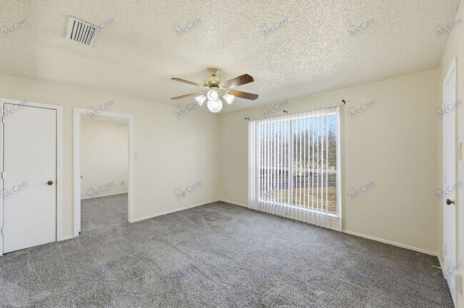 Building Photo - 911 Wellridge Dr