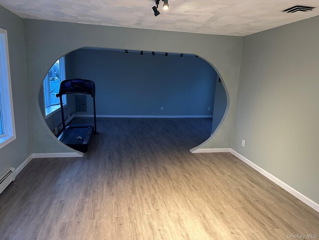 Building Photo - 136 Cary Pl