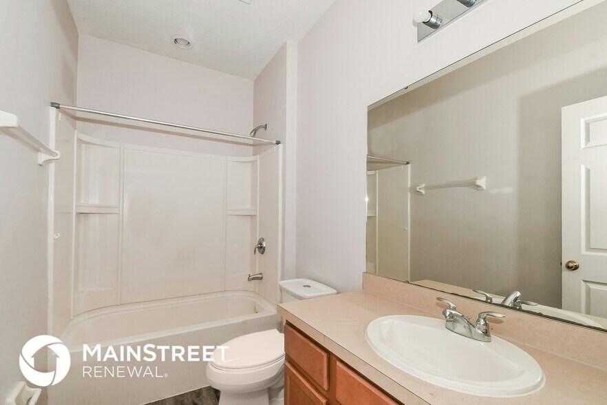 Building Photo - 11035 Campus Heights Ln