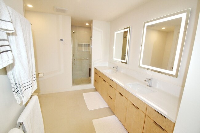 Building Photo - Modern Elegancy at Makali'i in Wailea – Fi...