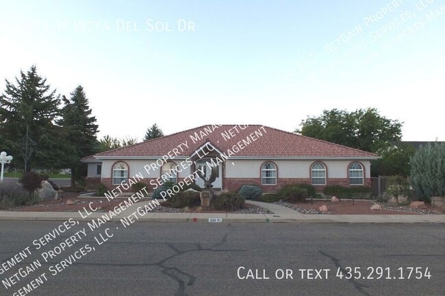 Primary Photo - 2211 W Vista Del Sol Dr
