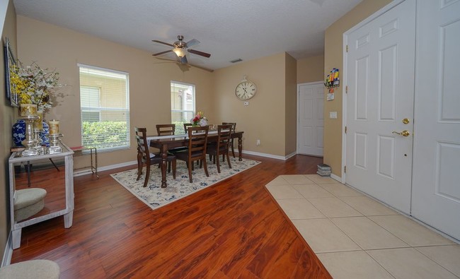 Building Photo - 5 BR 4 BA Home in Cory Lake Isles
