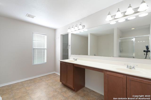 Building Photo - 9307 Mimosa Manor