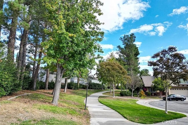 Building Photo - Rancho Cucamonga