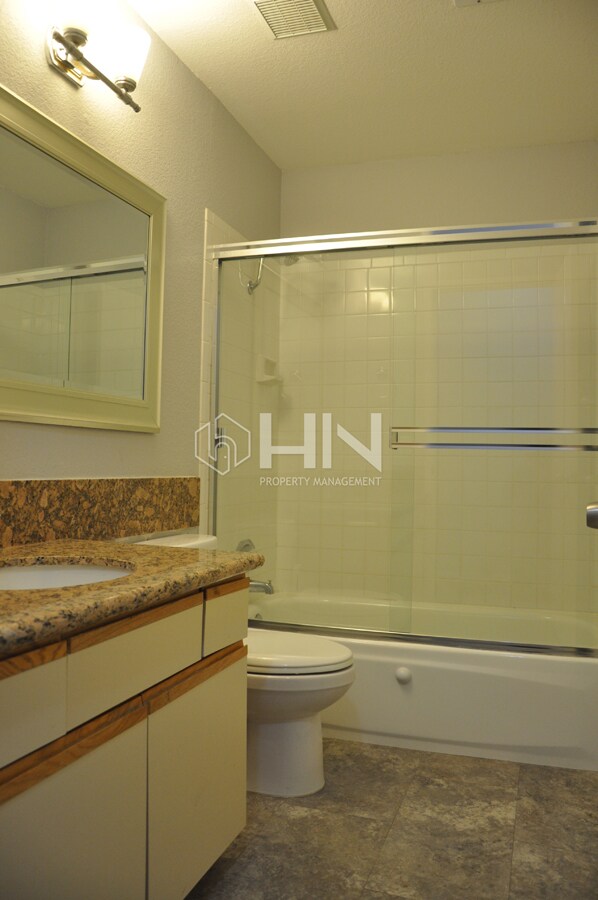 Building Photo - 200 Compton Cir