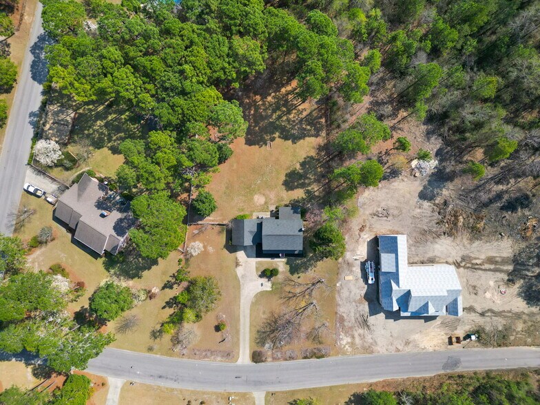 Building Photo - 7666 Wilkins Dr