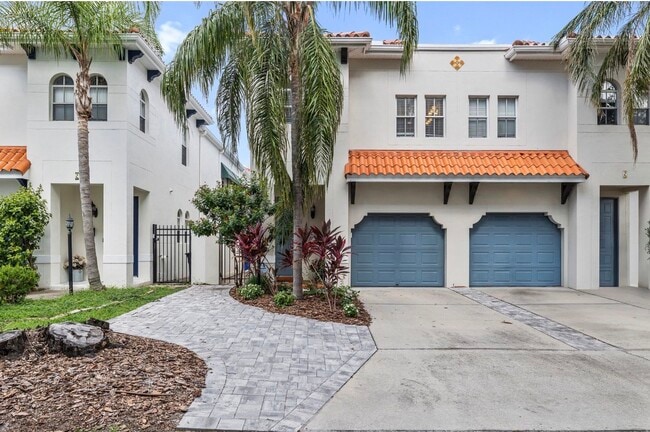 Building Photo - 104 S Moody Ave