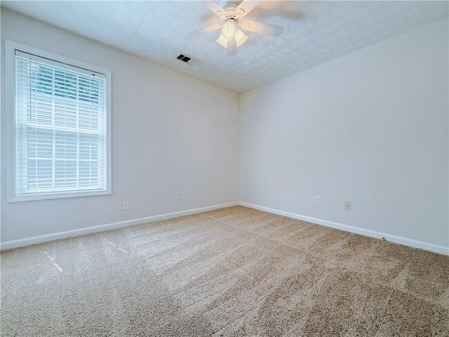 Building Photo - 2662 Cascade Bend Dr
