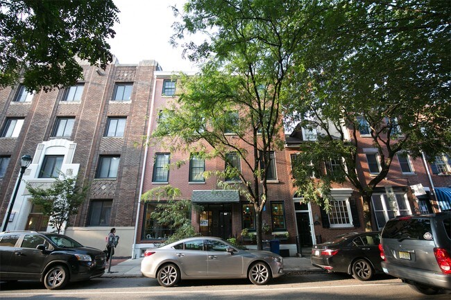 Building Photo - 1133 Pine St