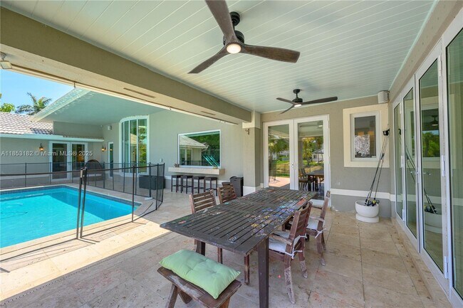 Building Photo - 16001 SW 77th Ct