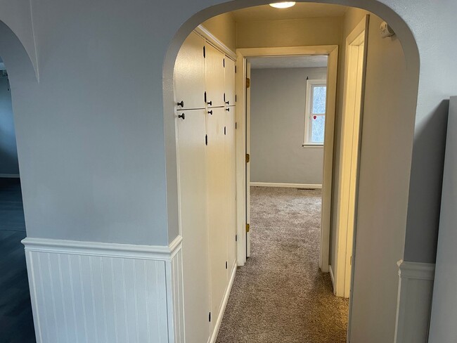 Building Photo - Fantastic Comstock Park 3 bed/2 ba Home fo...
