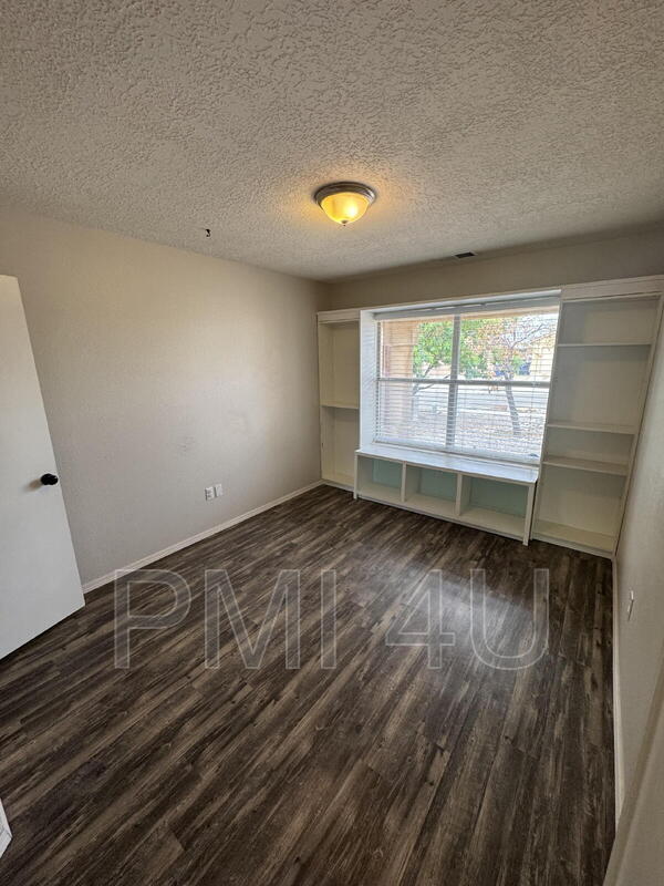 Building Photo - 10620 Rio Del Sole Ct NW