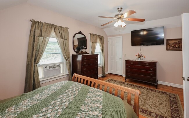 Building Photo - 90 Merrimack St