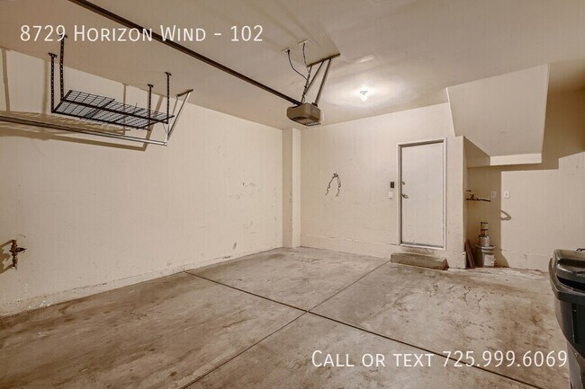 Building Photo - 8729 Horizon Wind Ave