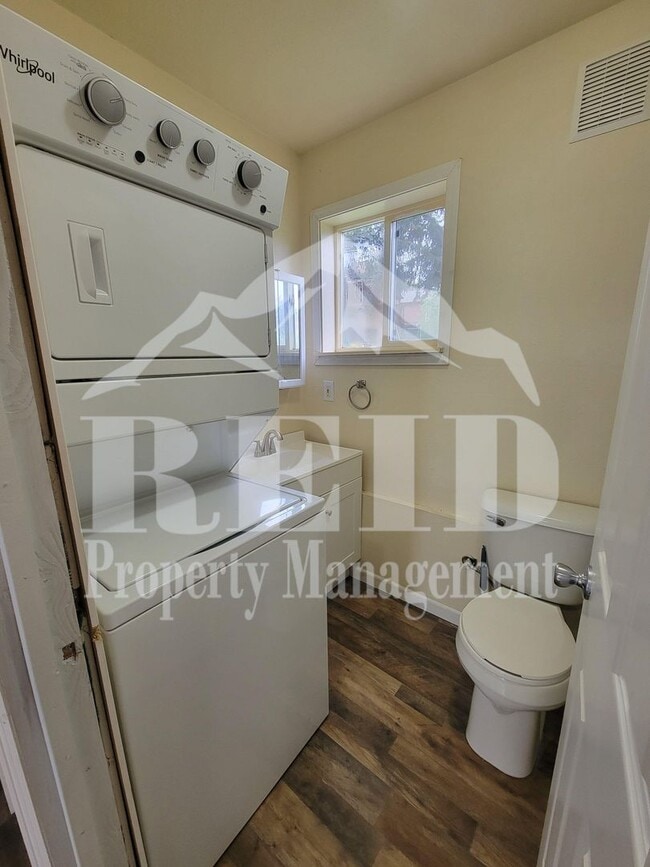 Building Photo - 4114 McCall Blvd W