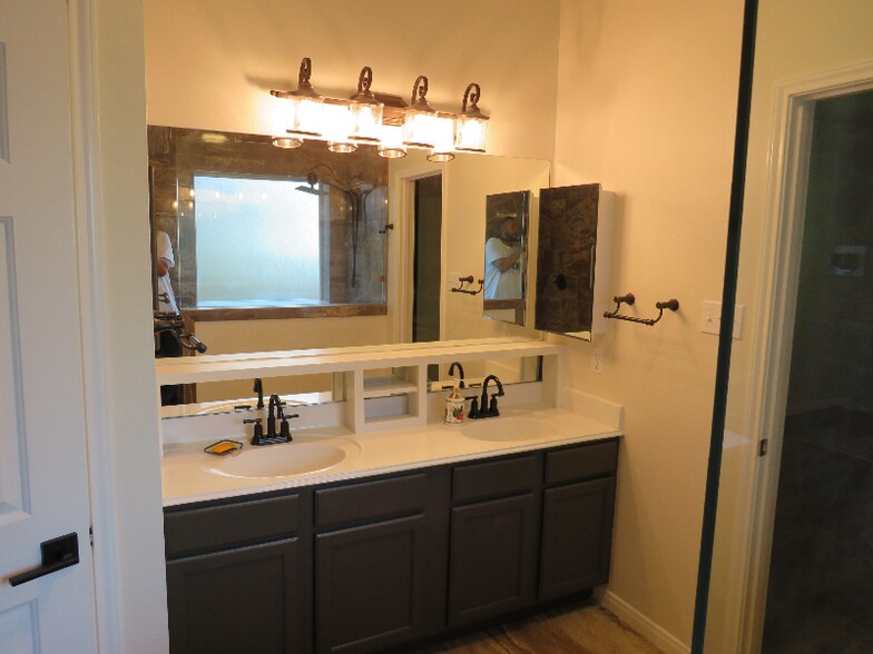 Building Photo - 137 Conway Castle Dr