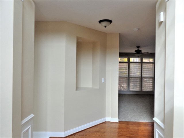 Building Photo - 634 Rosecrea Court