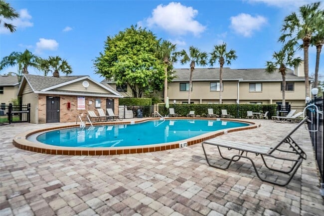 Building Photo - Great Winter Park Townhome