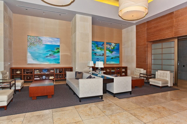 Building Photo - 1009 Kapiolani Blvd