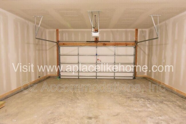 Building Photo - 15264 W 171st Ter