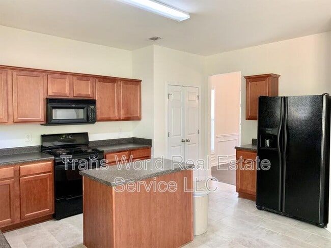 Building Photo - 2202 Jasmine Glen Dr