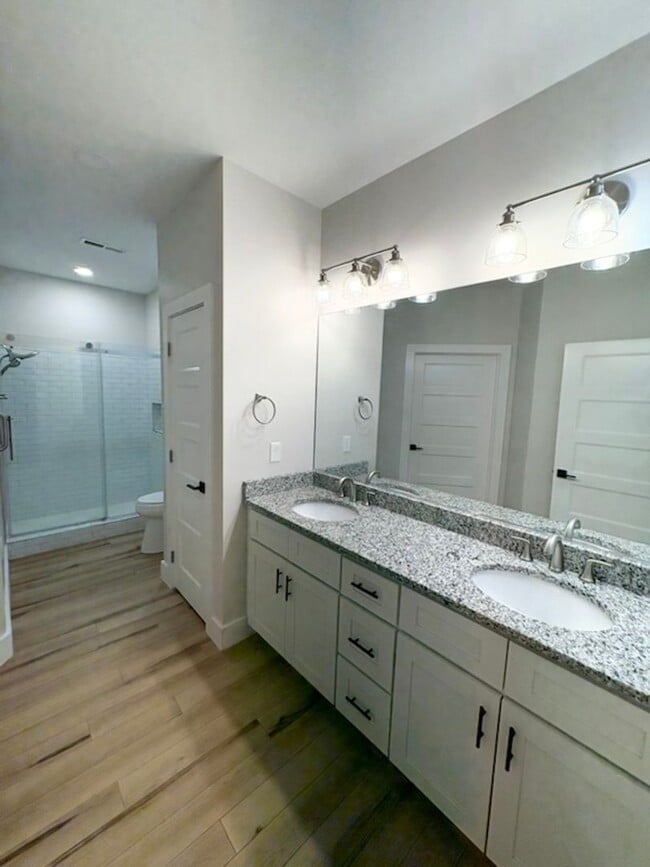 Building Photo - 1038 Patriot Landing Dr