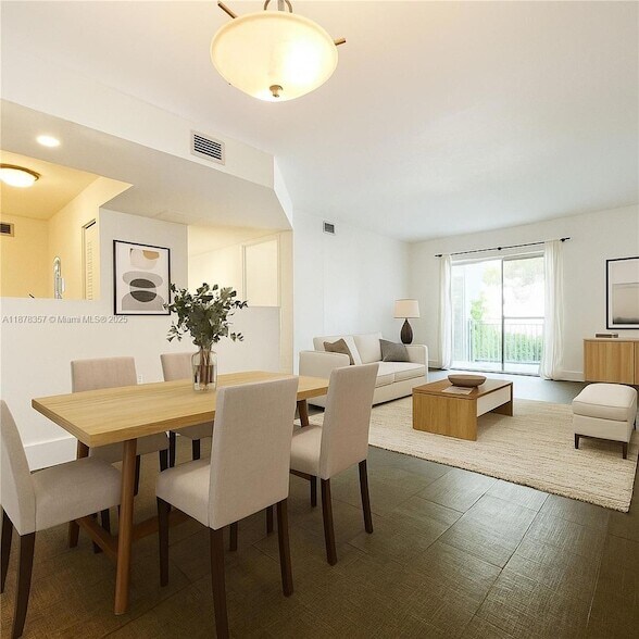 Primary Photo - 8540 SW 212th St