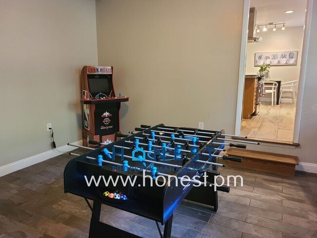 Building Photo - 1222 Rama Rd