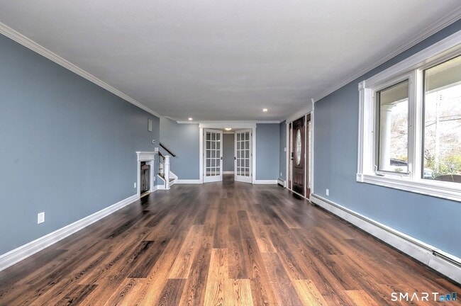 Building Photo - 31 Shawnee Rd